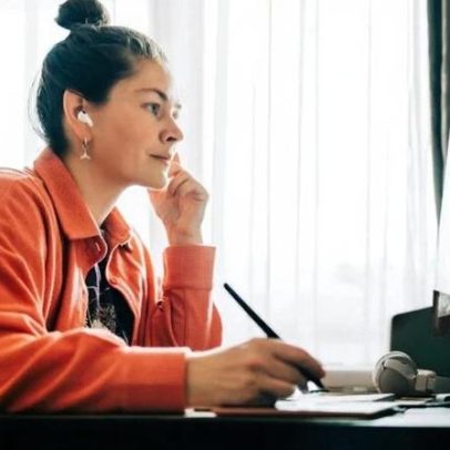 Santander e Alura anunciam 36 mil bolsas de estudo em tecnologia e IA