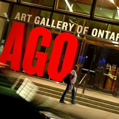 Carta aberta pede afastamento de trustee do AGO que votou contra Nan Goldin
