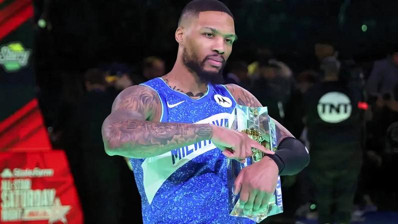Damian Lillard é bicampeão do torneio de 3 pontos da NBA (Foto: Stacy Revere/Getty Images via AFP)