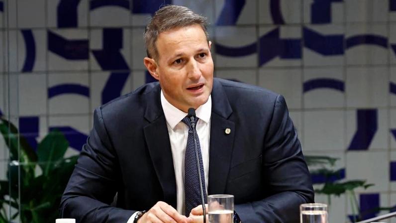 Derrite rejeita maior parte das mudanças do Senado, retoma penas mais duras e amplia regras de prisão preventiva. (Foto: Marina Ramos/Camara dos Deputados)