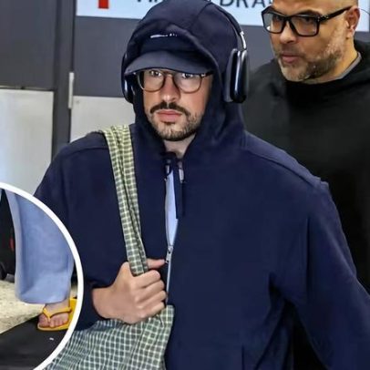 Bad Bunny chega à Austrália usando casaco e chinelo brasileiro após shows