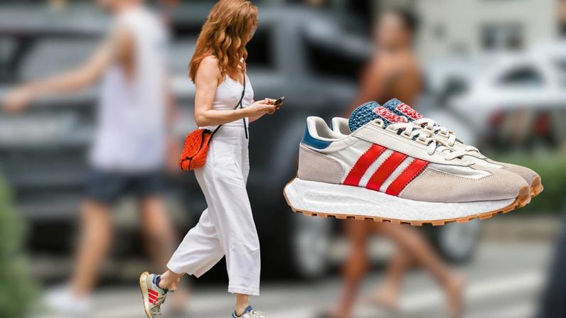 Camila Morgado é flagrada em dia chuvoso no Rio de Janeiro e chama atenção com tênis vintage cheio de estilo; veja