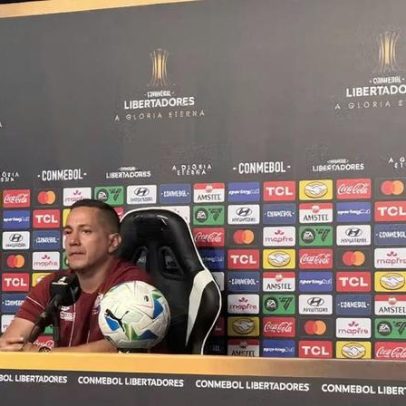 Técnico cita demora de Potosí para se adaptar ao gramado no duelo com Botafogo