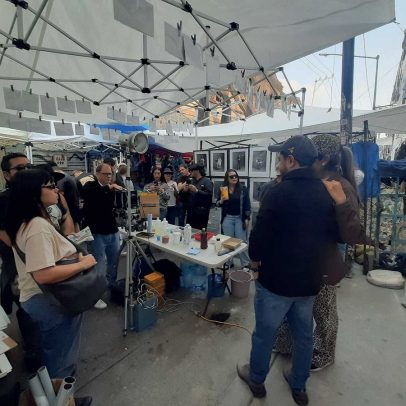 Galeria de mercado de rua na Cidade do México torna a arte acessível