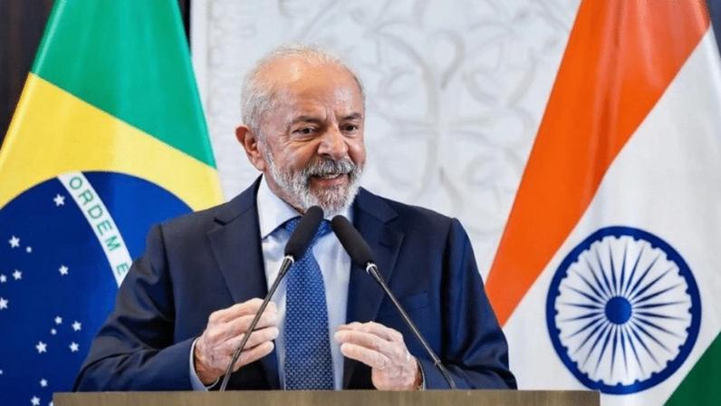 Em coletiva de imprensa concedida neste domingo (22), antes do embarque para a Coreia do Sul, o presidente exaltou o momento do Brasil no cenário internacional