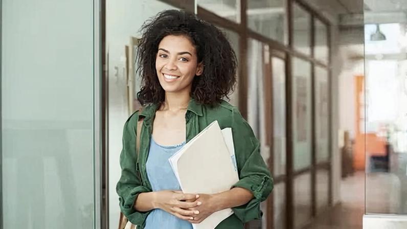 Fies permite que estudantes financiem a mensalidade de cursos de graduação presencial em universidades privadas