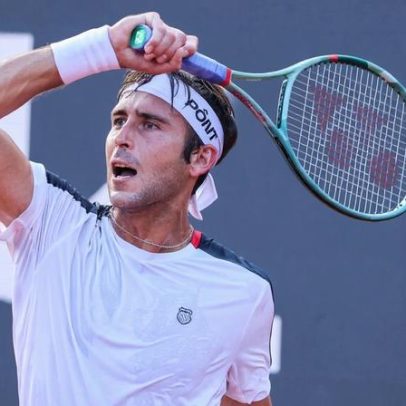 Etcheverry retorna à competição e vence em dois sets