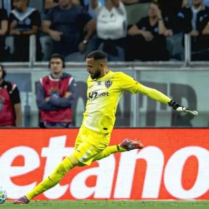 Éverson lamenta derrota, confiante em Domínguez no Atlético-MG