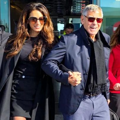 Amal Clooney em Milão com botas de leopardo antes das Olimpíadas de Inverno 2026