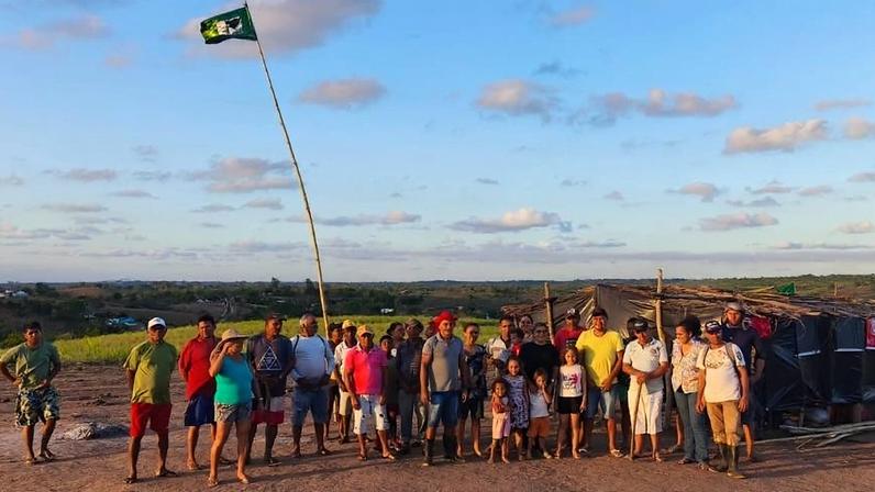 Famílias que serão beneficiadas com assentamento Elizabeth Teixeira Compra (PB)