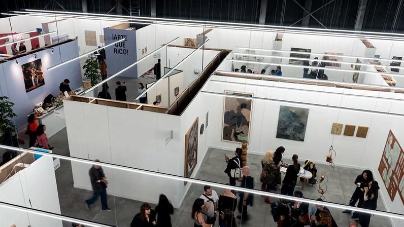 Visitors at Feria Material in its new venue, Maravilla Studios