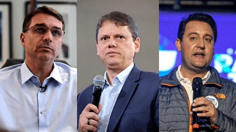 O senador Flávio Bolsonaro, pré-candidato do PL ao Planalto, e os governadores Tarcísio de Freitas, de São Paulo e Ratinho Jr., do Paraná