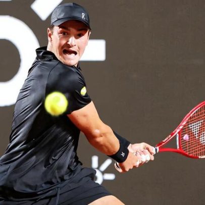 Fonseca vence duelo nacional com Monteiro na estreia do Rio Open