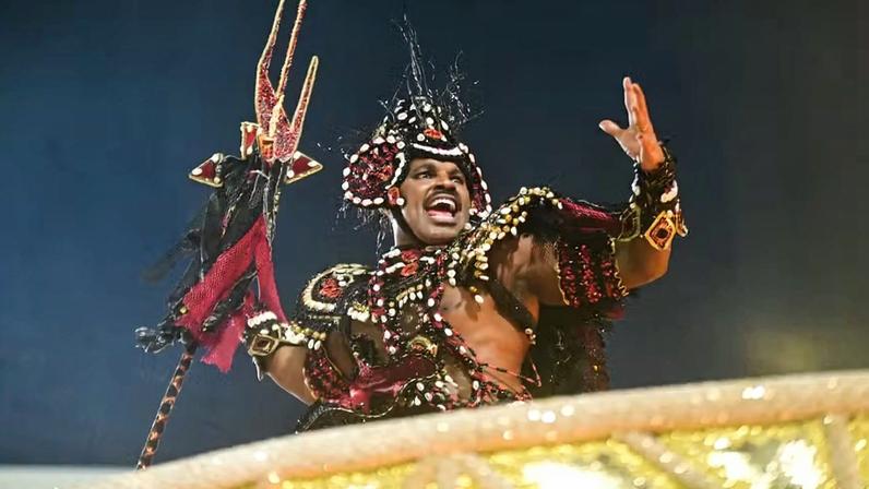 Fred Nicácio no desfile da Mocidade Alegre no Carnaval 2026 — Foto: Leo Franco/AgNews