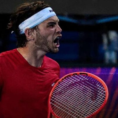 Fritz e Shapovalov estreiam com vitórias distintas em Dallas