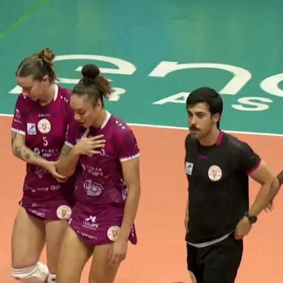 Ponteira do Maringá é levada a ambulância em duelo com Flamengo na Superliga