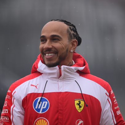 Hamilton afirma sentir mentalidade vencedora na Ferrari para 2026