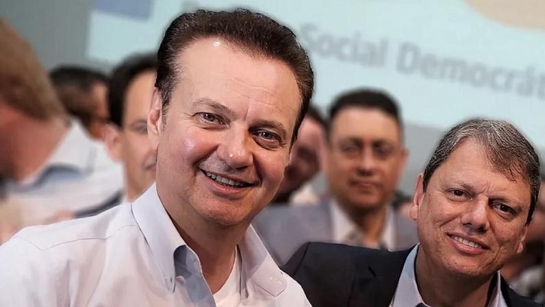 Gilberto Kassab, secretário de Governo paulista e presidente do PSD, e Tarcísio de Freitas (Republicanos)