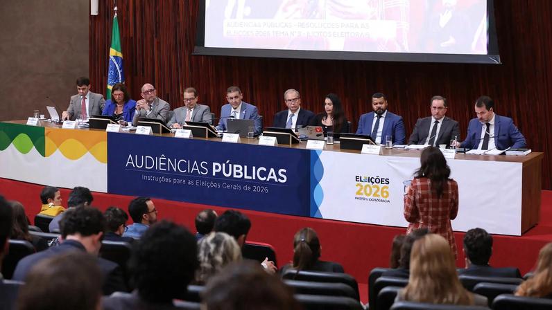 Pedidos do governo Lula foram apresentados ao TSE em audiência pública que discute as regras das eleições de 2026. (Foto: Alejandro Zambrana/Secom/TSE)