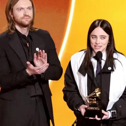 Billie Eilish critica ICE em discurso de Canção do Ano