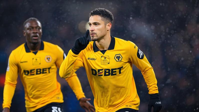 João Gomes comemora gol pelo Wolves — Foto: Reprodução X