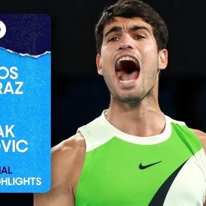 Alcaraz vira após início forte de Djokovic