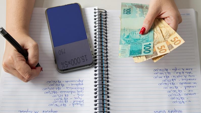 IBS entra em vigor em 2026, unifica tributos sobre consumo e exige adaptação das PMEs em preços, sistemas e controles fiscais