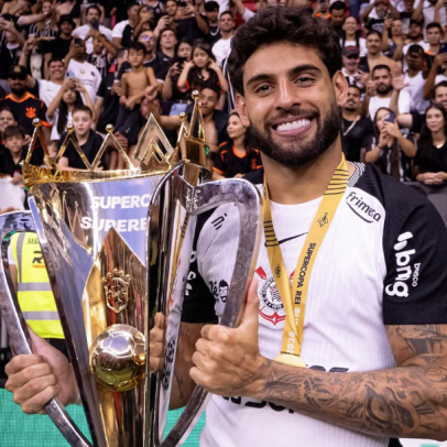Corinthians vence Flamengo, conquista a Supercopa Rei e jogo termina com polêmicas
