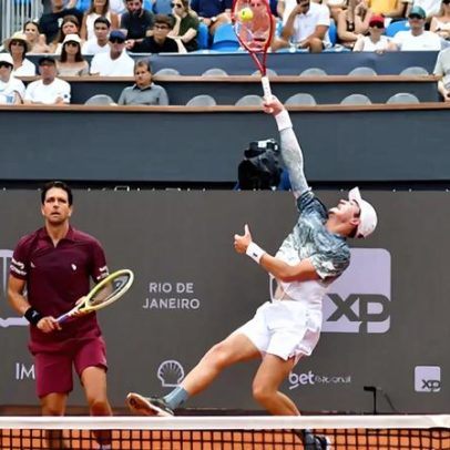 Marcelo Melo e João Fonseca vencem duplas no Rio Open