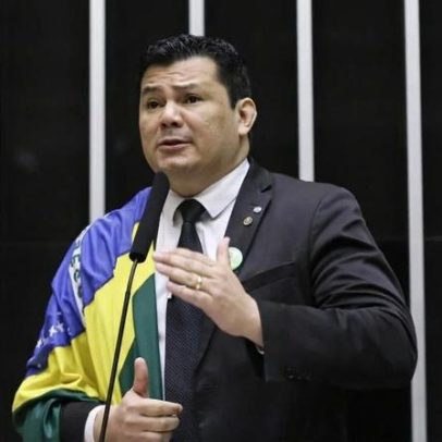Gilvan é intimado pela Justiça Federal por ataques ao comandante do Exército