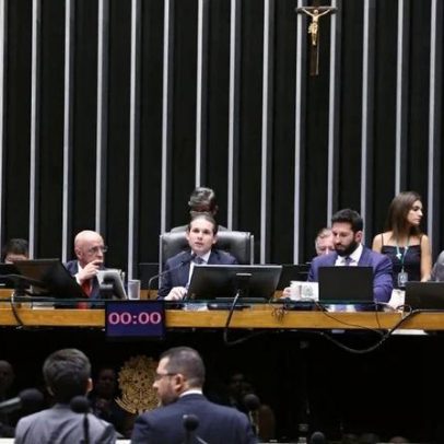 Câmara aprova urgência para 10 projetos e divulga lista