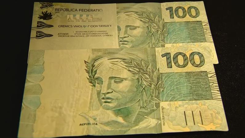 Notas de real — Foto: Reprodução/ RBS TV