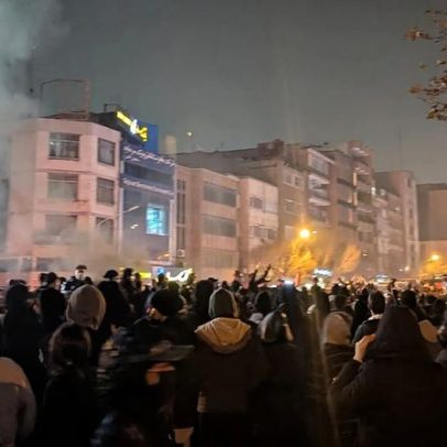 Pelo menos 18 cristãos mortos na repressão aos protestos no Irã