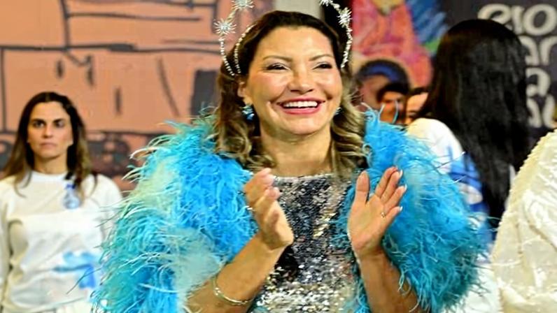 Janja chega para desfile da Academicos de Niterói, no Rio