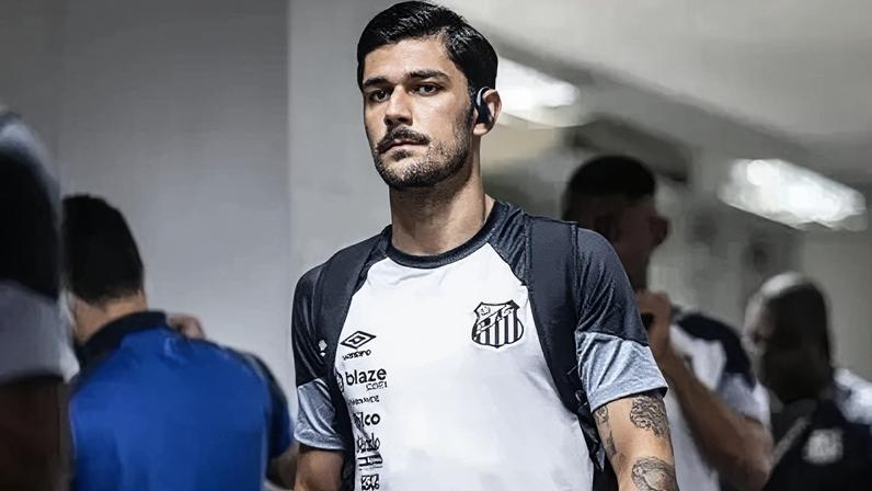 João Basso, zagueiro do Santos
