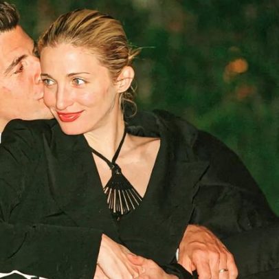 Carolyn Bessette Kennedy quase muda o cabelo antes do casamento JFK Jr.
