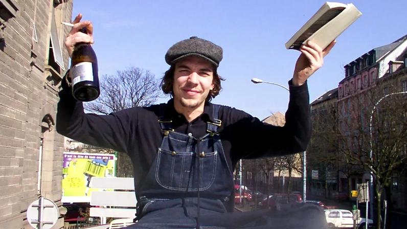 Justin Townes Earle had a unique relationship with Nashville. See the locations that shaped him and his music in this episode of Rolling Stone's Nashville Now podcast.