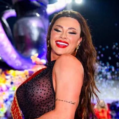 Antes de desfile, Juju Salimeni elogia noivo e garante surpresa