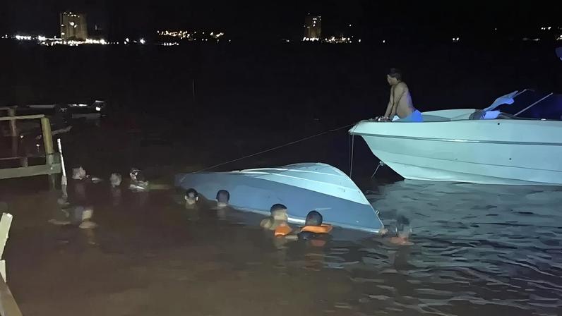 Créditos: Acidente de lancha em Rio Grande, entre SP e MG, deixa mortos e feridos Créditos: Corpo de Bombeiros de Minas Gerais/Divulgação