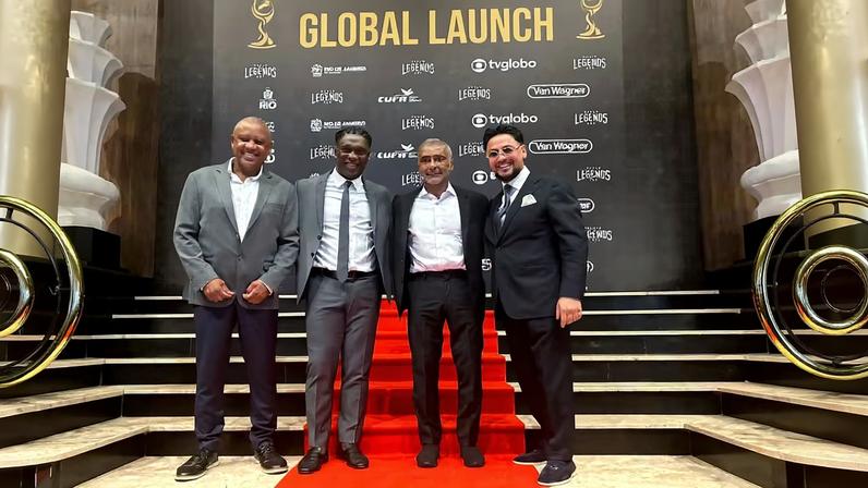 Seedorf e Romário participam de lançamento da Legends Cup no Rio de Janeiro — Foto: Caíque Andrade