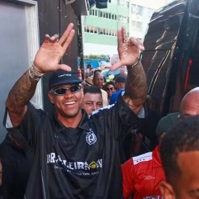 Léo Santana chega ao Pipoco e agita o Pré-Carnaval de Salvador