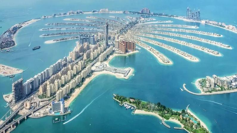 Vista aérea da ilha Palm Jumeirah de Dubai, nos Emirados Árabes Unidos