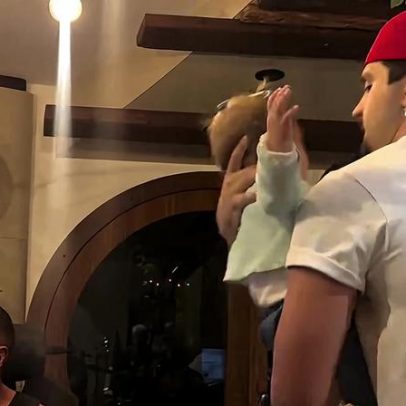 Esposa de Luan Santana grava momento do cantor dançando com a filha no estúdio