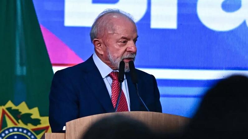 Levantamento mostra que gastos de manutenção da máquina pública dispararam no terceiro ano deste mandato de Lula. (Foto: André Borges/EFE)