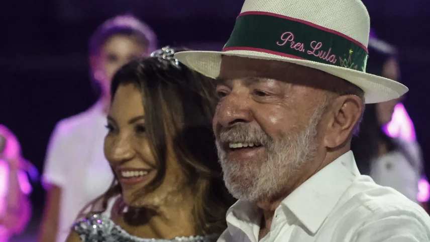PT e aliados iniciam ofensiva jurídica contra opositores após embate sobre desfile em homenagem a Lula e publicações nas redes. (Foto: EFE/Antonio Lacerda)