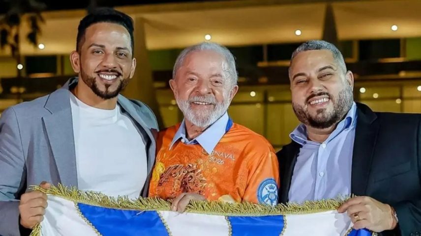 Lula deve ir à Sapucaí para assistir a desfile em sua homenagem