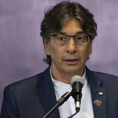 Servidores do IBGE promovem abaixo-assinado contra o presidente e autonomia