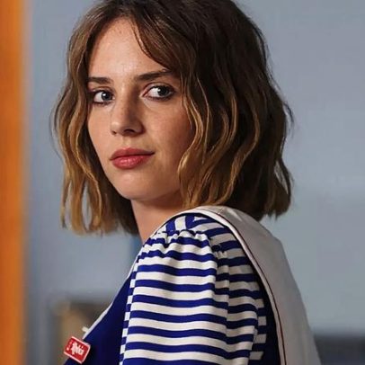Maya Hawke se casa em cerimônia surpresa