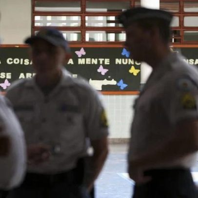 Militarização e ataque à identidade dos estudantes