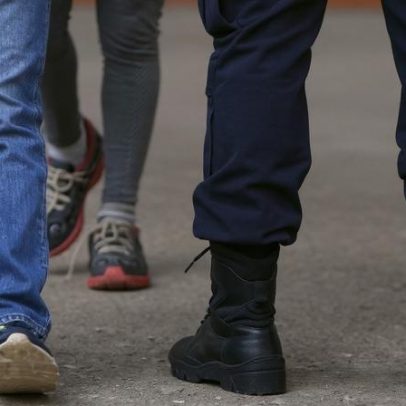 Alunos de escola no DF são punidos com flexões, PMs são afastados